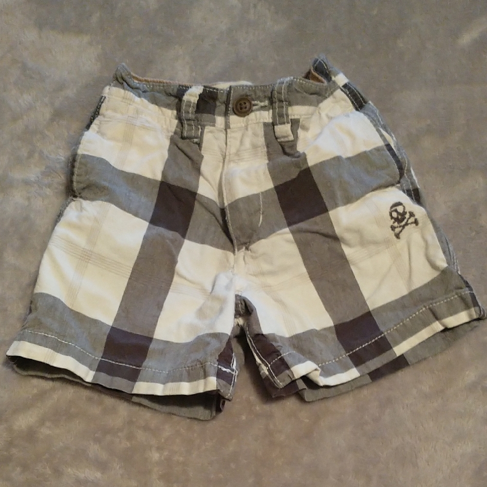 Place Boys Plaid Gray and White Flat Front Shorts
